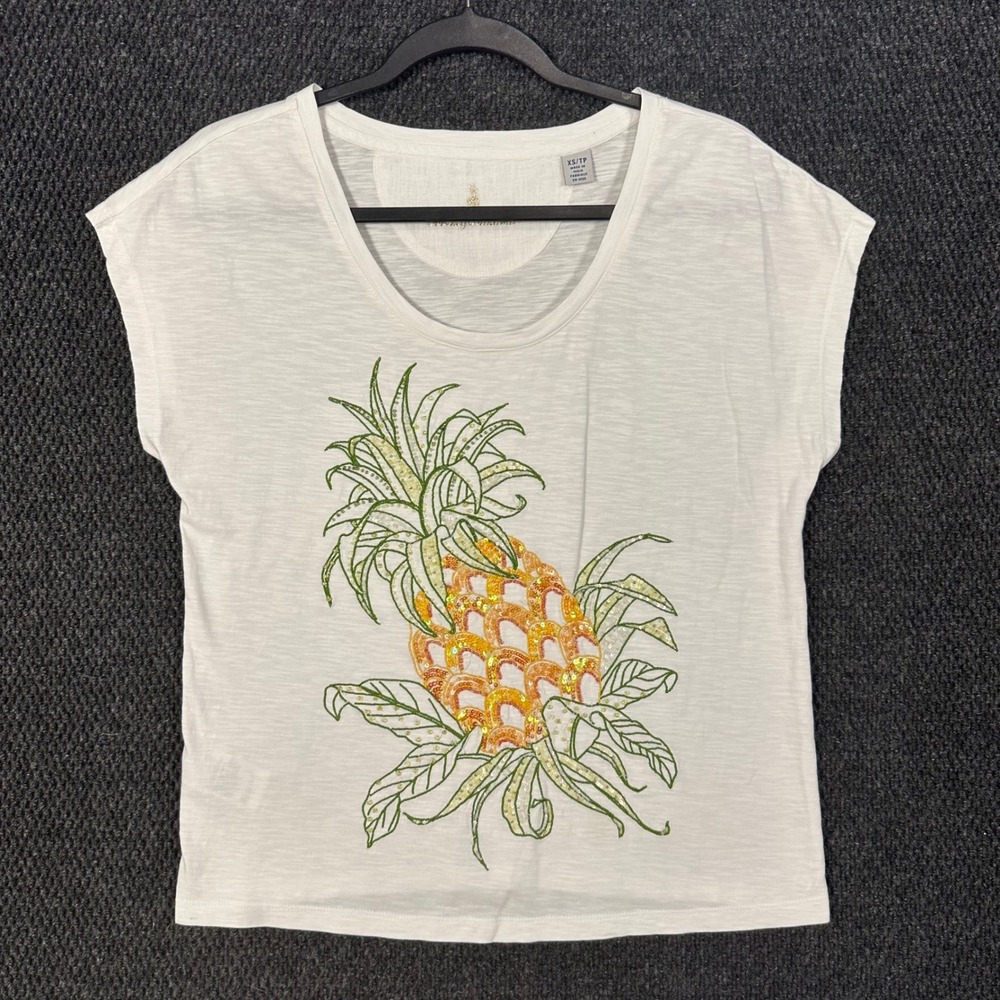 Tommy Bahama T-Shirt Womens XS White Sequin Pineapple Organic Cotton Top